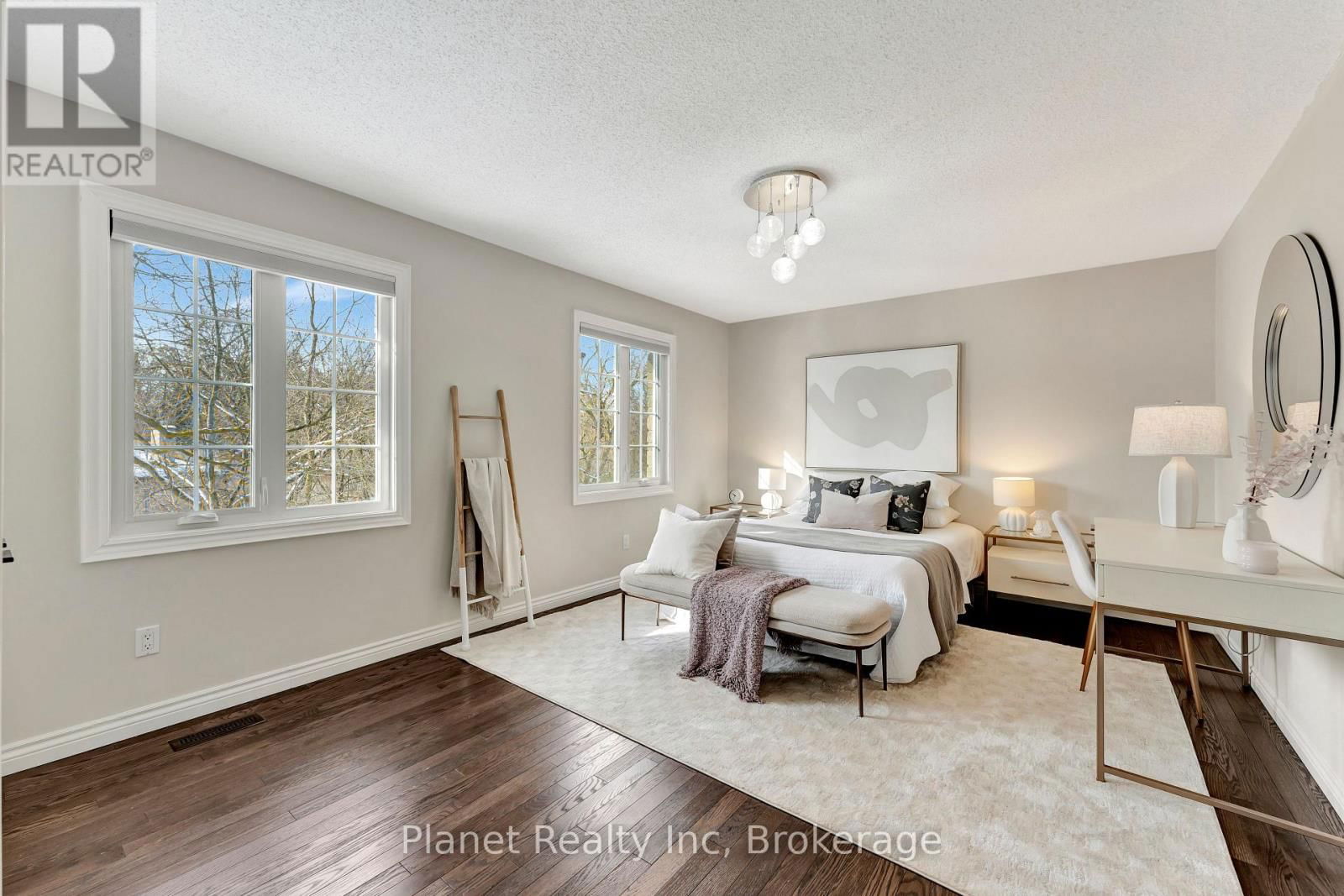 7 - 25 MANOR PARK CRESCENT Image 34