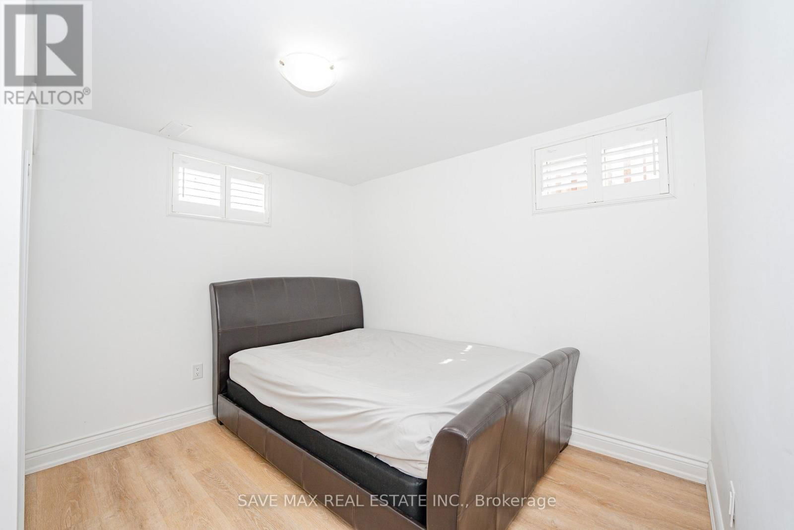86 SUNSET WAY Image 38