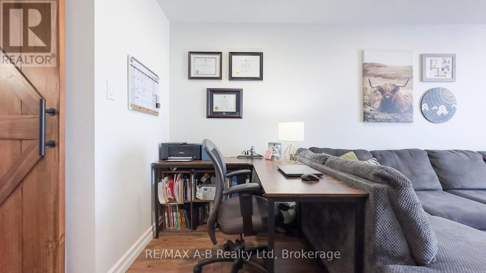1005 - 583 MORNINGTON AVENUE Image 14