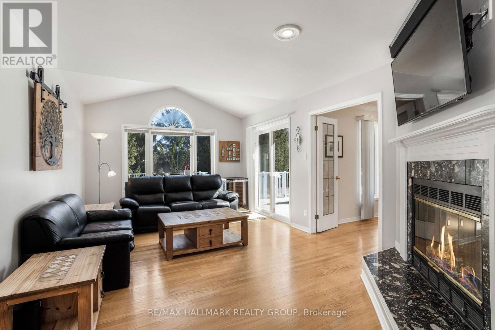 2396 BRICKLAND DRIVE Image 11