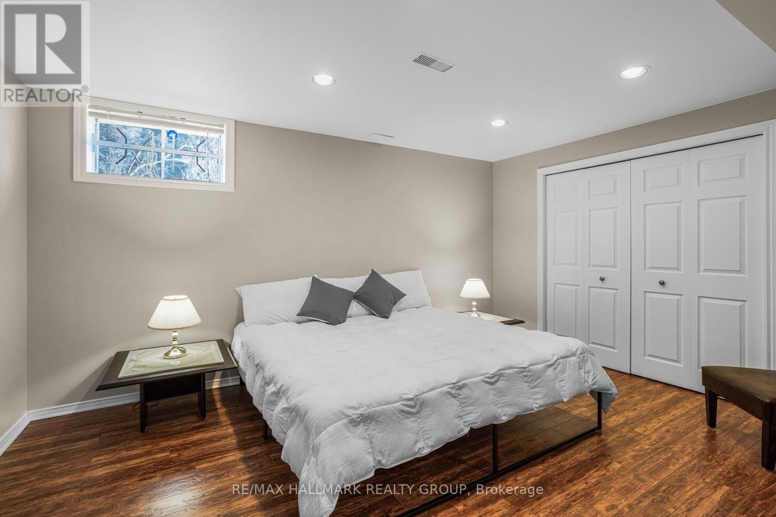 2396 BRICKLAND DRIVE Image 32