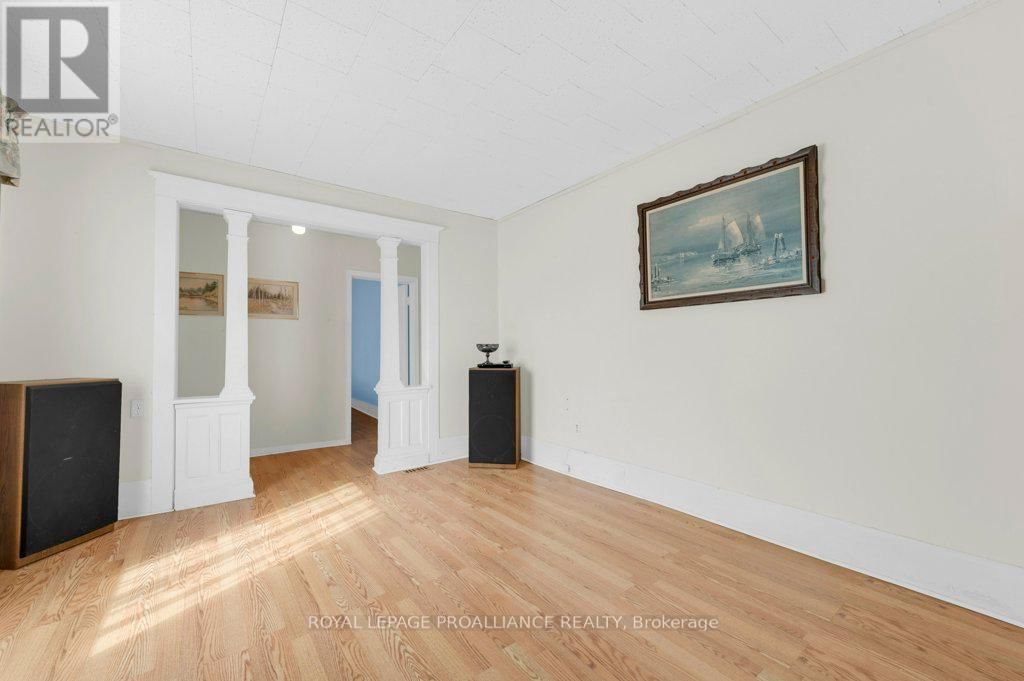 26 BURTON STREET Image 14