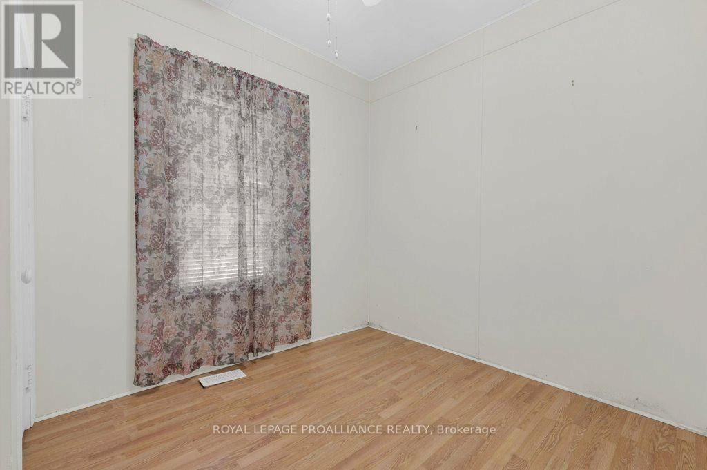 26 BURTON STREET Image 19