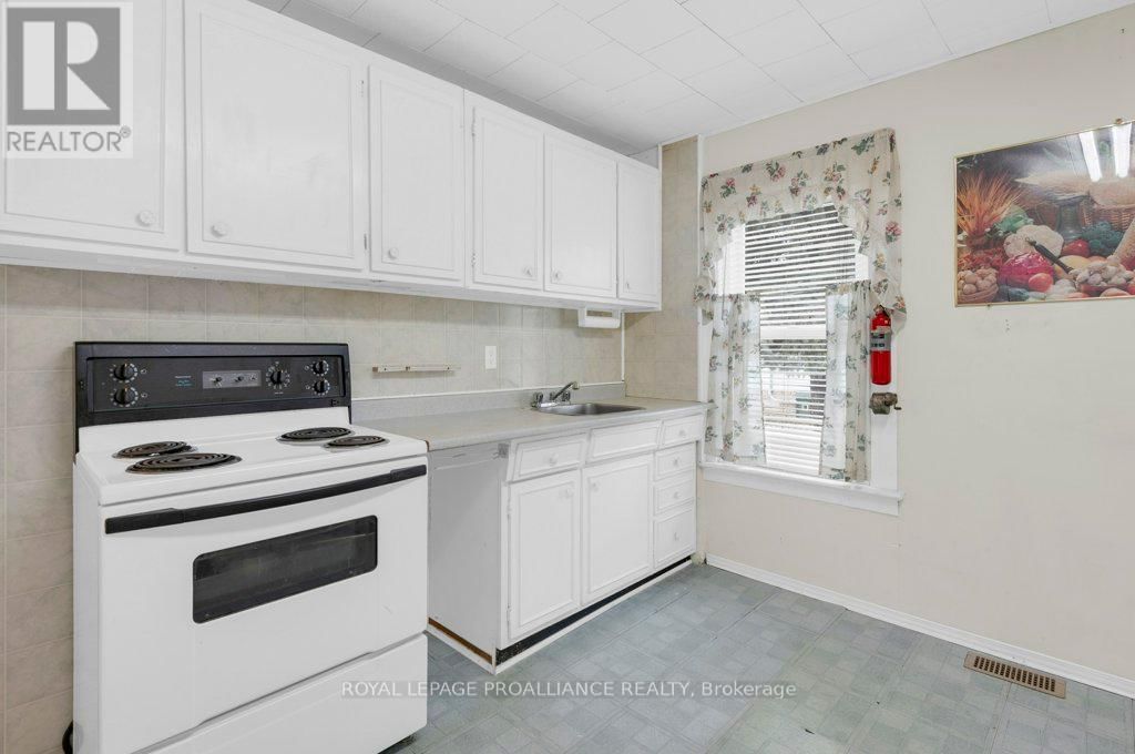 26 BURTON STREET Image 21