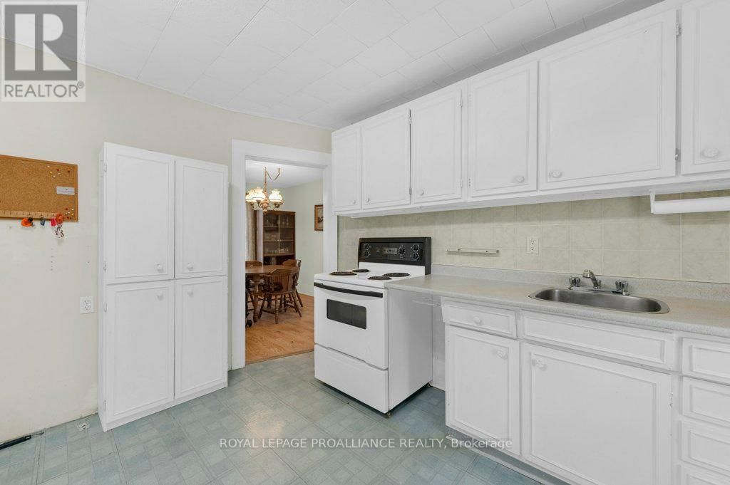 26 BURTON STREET Image 23