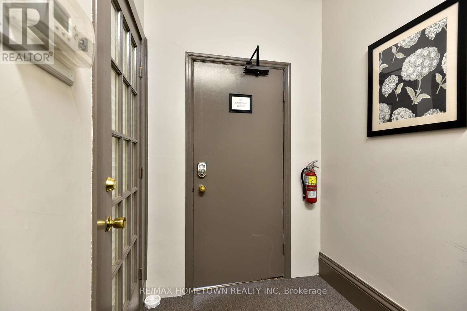64 KING STREET EAST Image 27