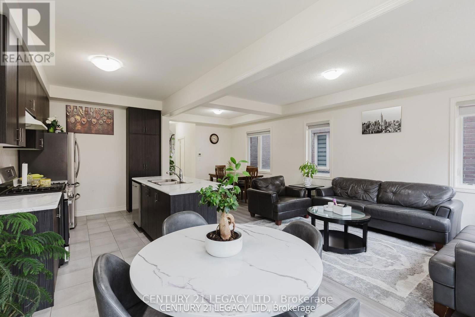 180 AGRO STREET Image 13