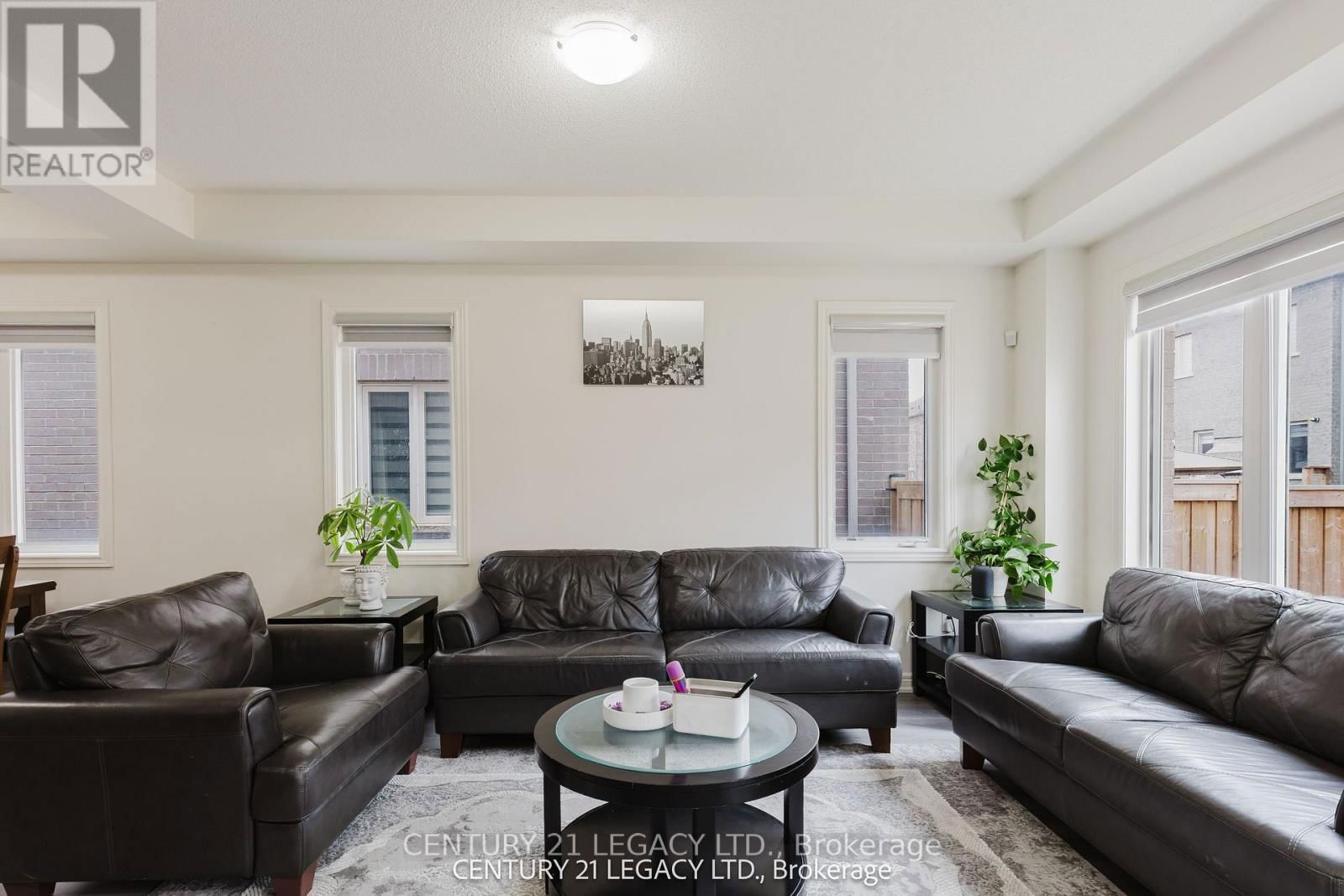 180 AGRO STREET Image 8