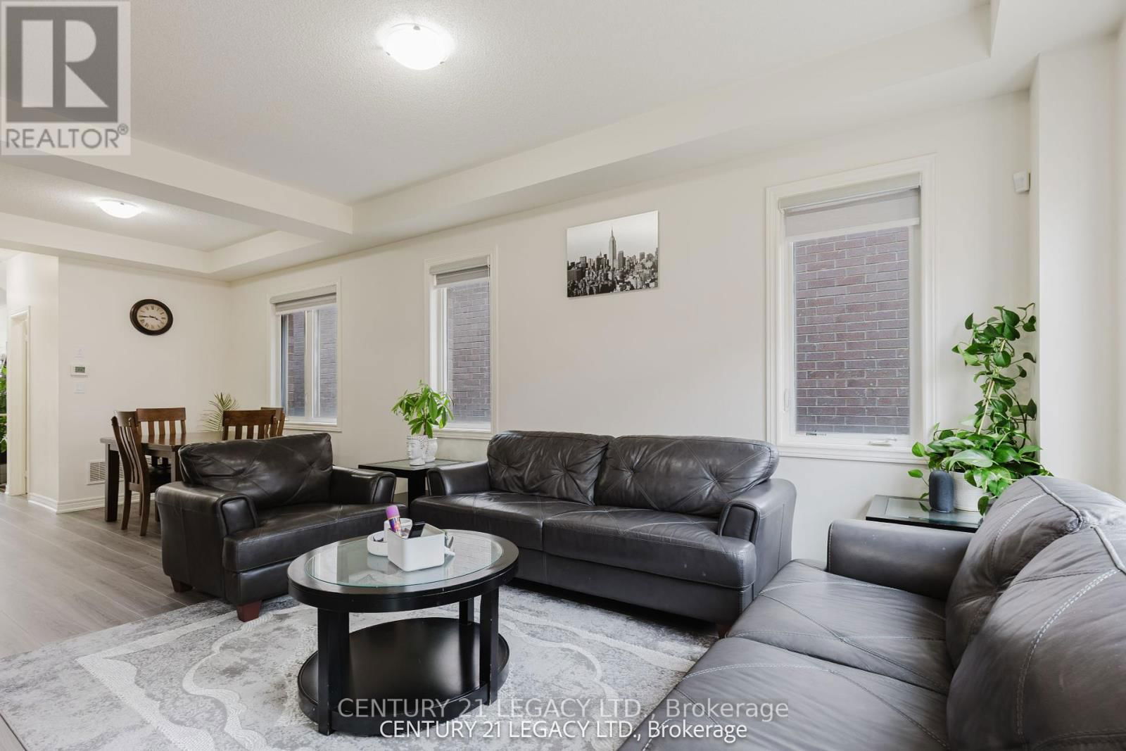 180 AGRO STREET Image 9