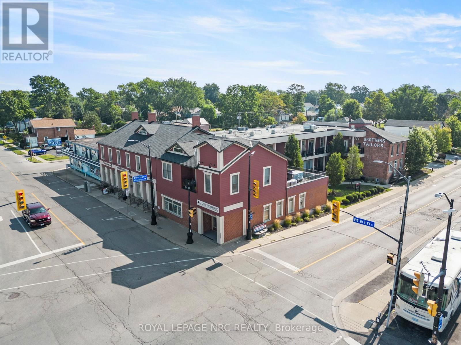 106 - 3710 MAIN STREET Image 2
