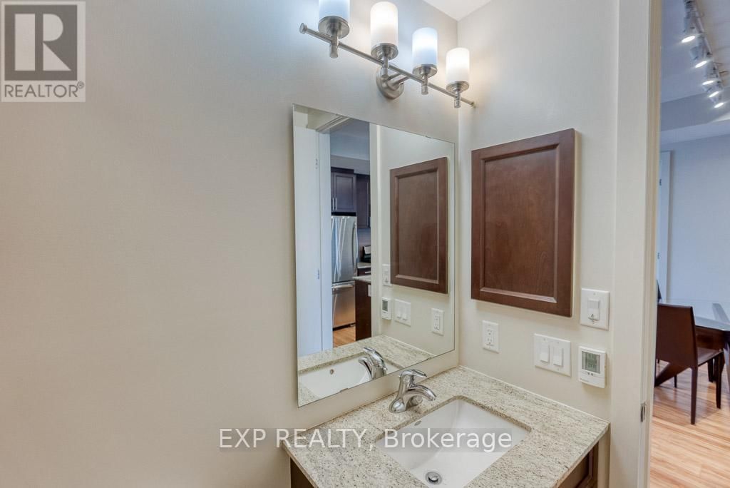 412 - 131 HOLLAND AVENUE Image 14