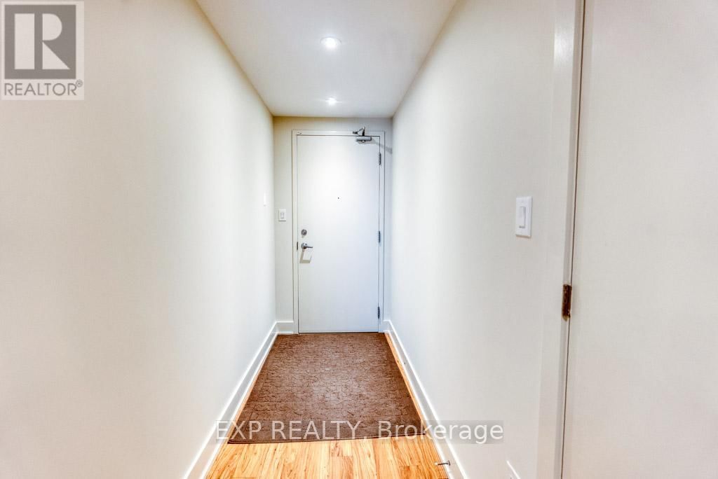412 - 131 HOLLAND AVENUE Image 2