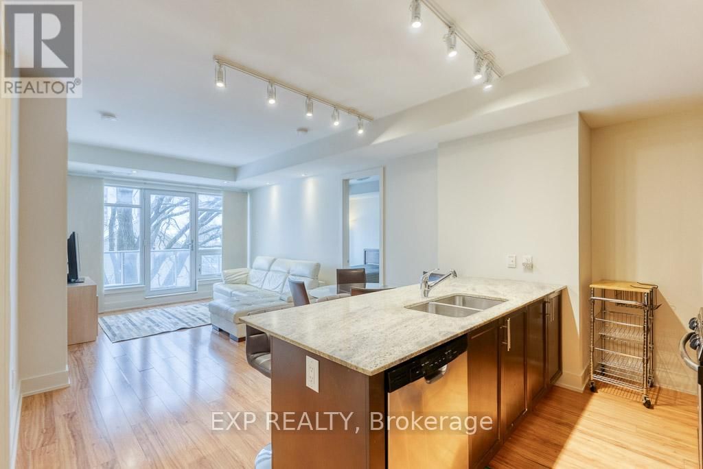 412 - 131 HOLLAND AVENUE Image 4