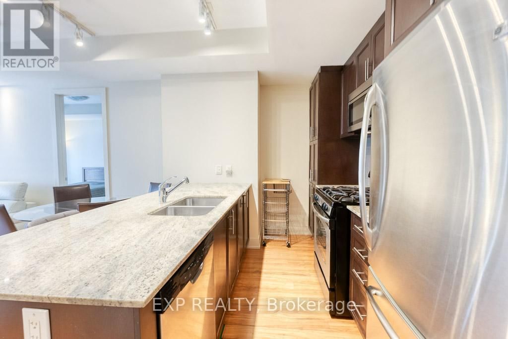 412 - 131 HOLLAND AVENUE Image 6