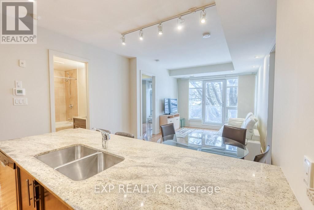 412 - 131 HOLLAND AVENUE Image 8