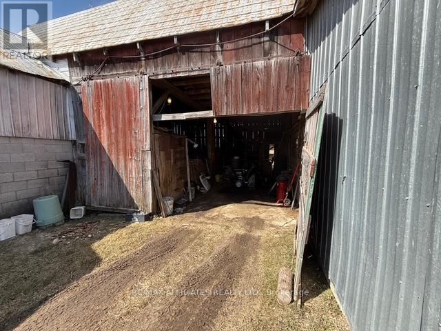 3402 DUKELOW ROAD Image 32