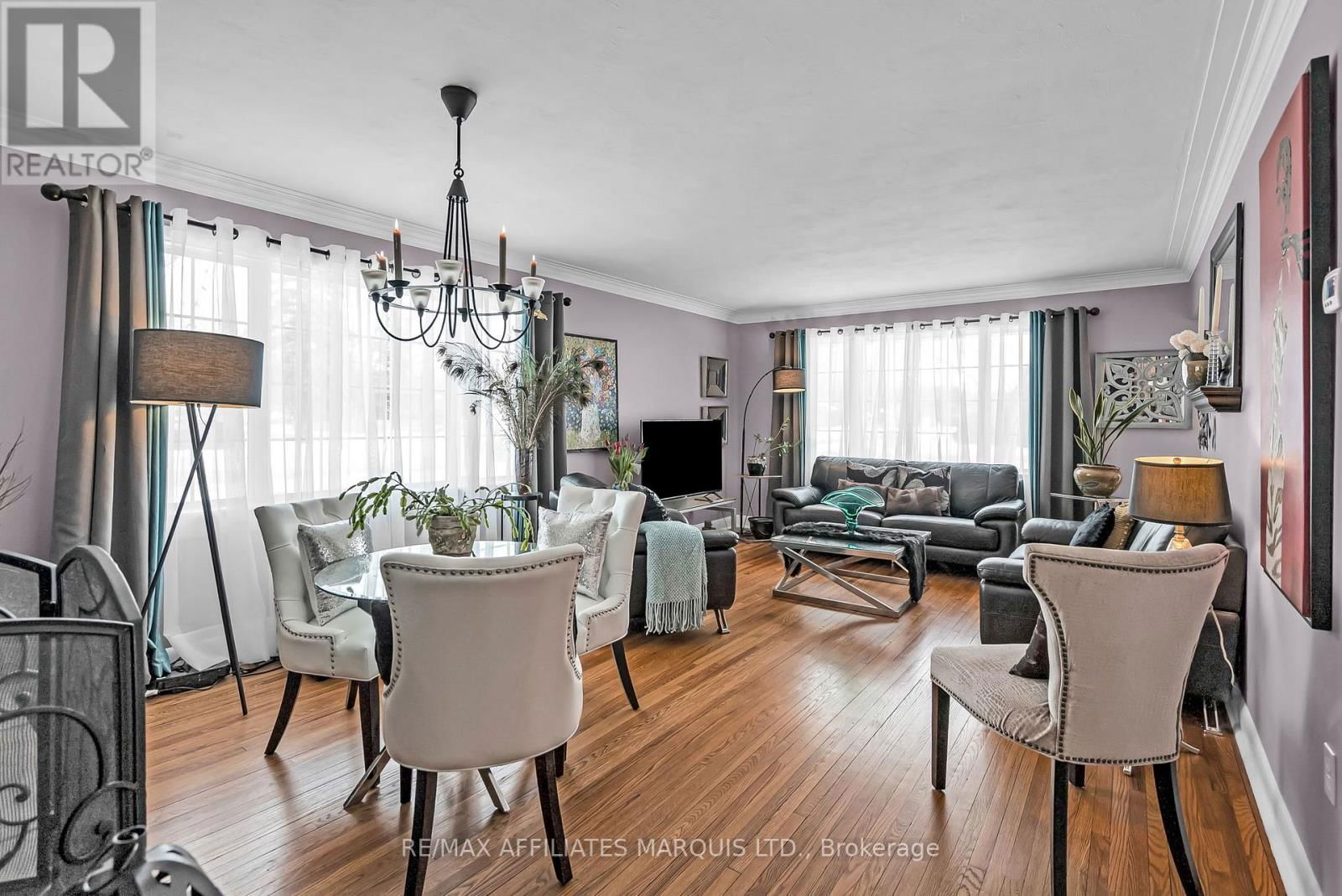 1006 RIVERDALE AVENUE Image 11