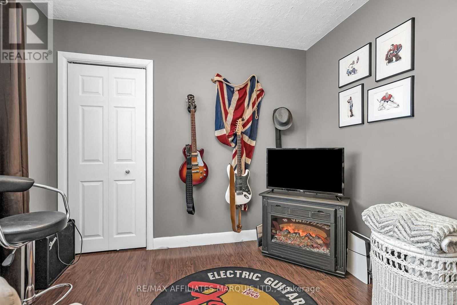 1006 RIVERDALE AVENUE Image 18