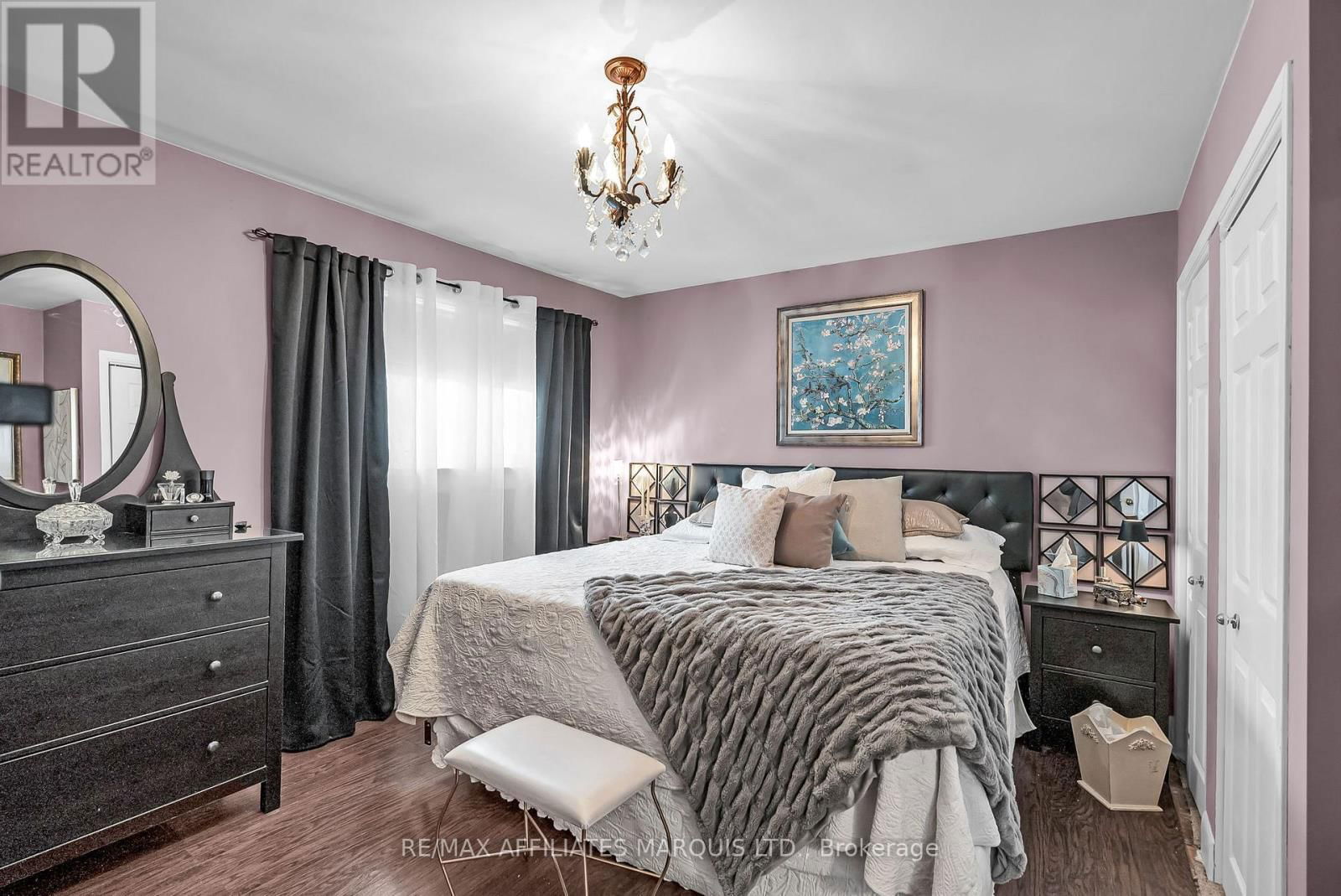 1006 RIVERDALE AVENUE Image 19