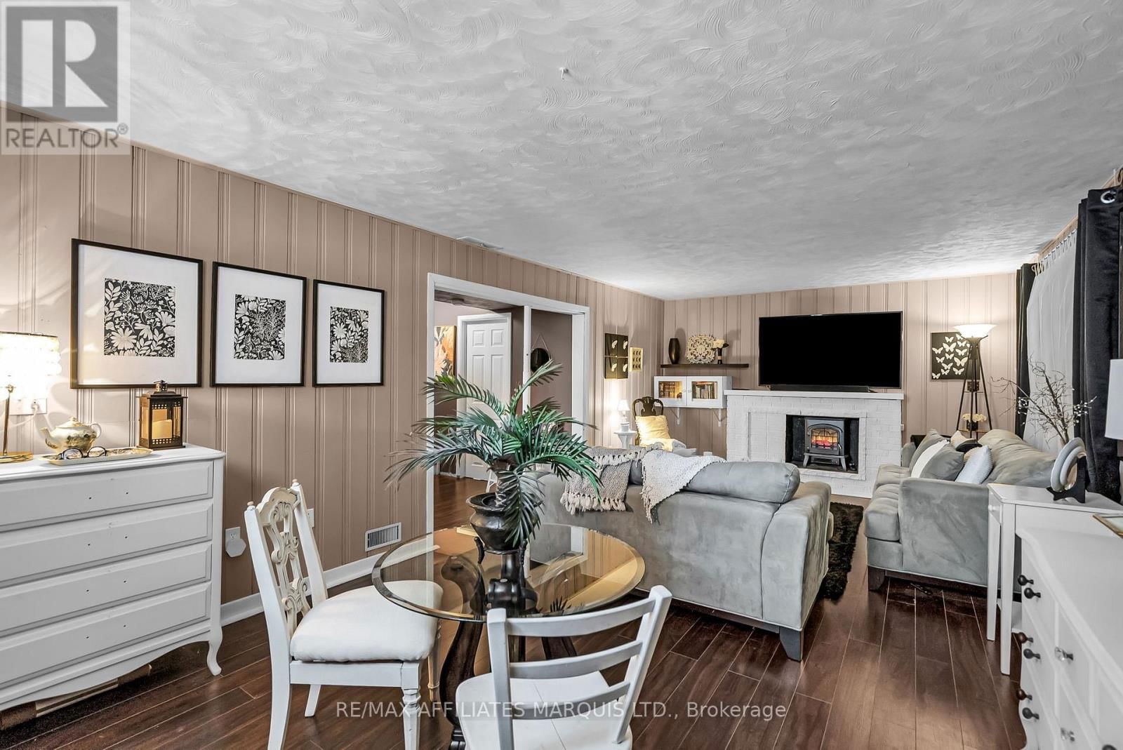 1006 RIVERDALE AVENUE Image 24