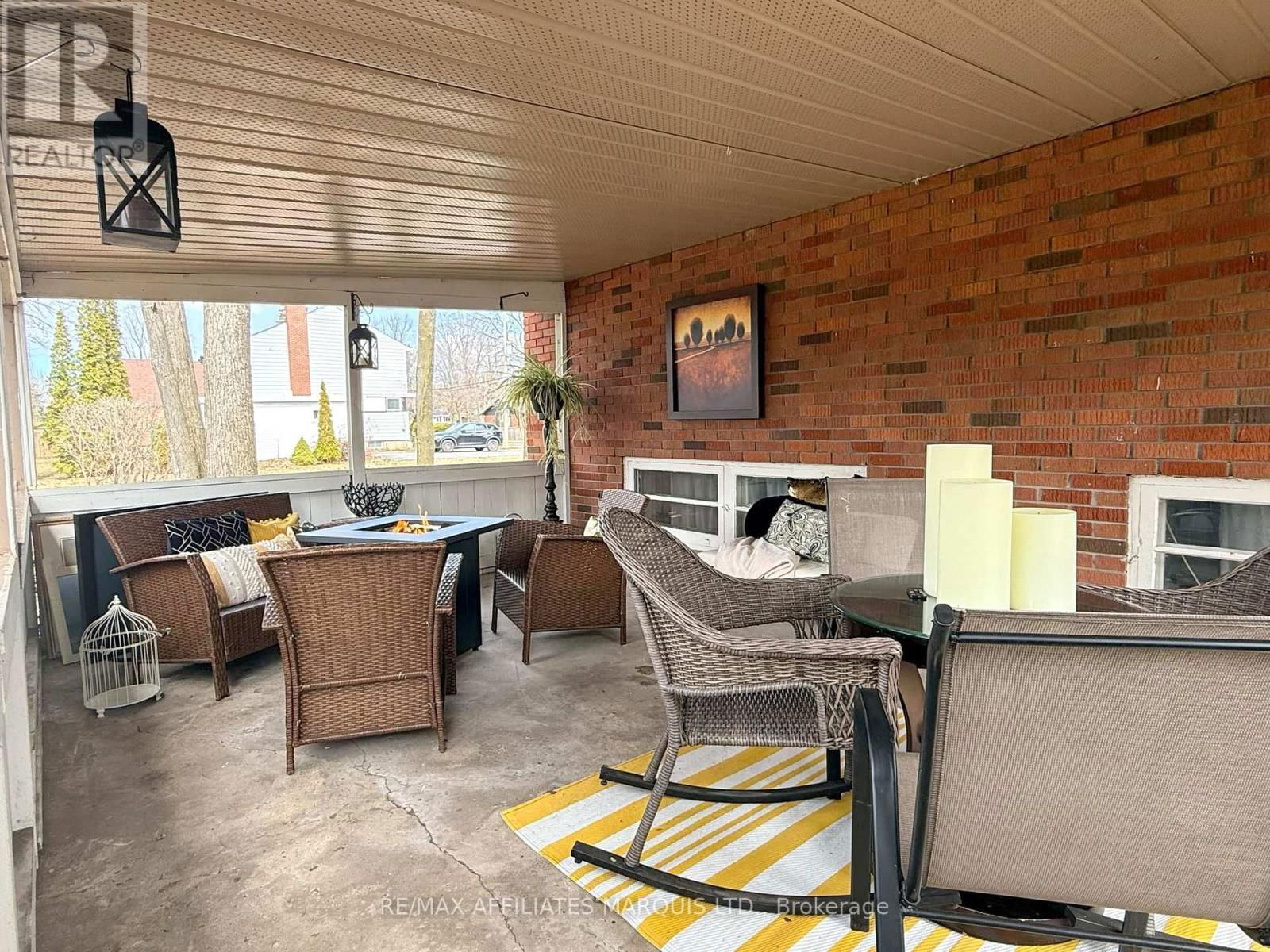 1006 RIVERDALE AVENUE Image 30