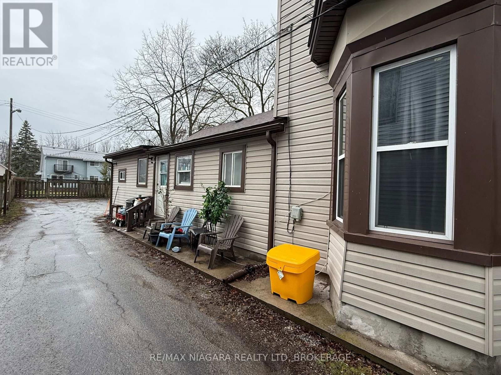 253 JARVIS STREET Image 7