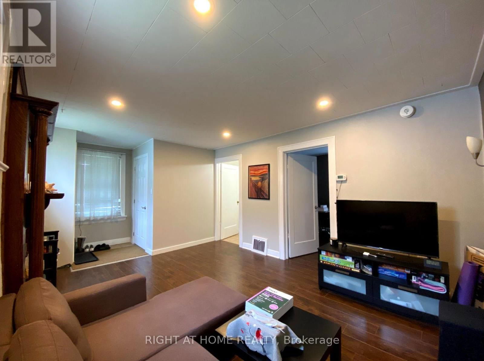 12 MCDONALD AVENUE Image 11