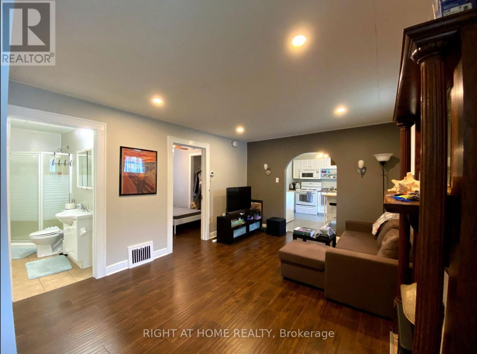 12 MCDONALD AVENUE Image 12