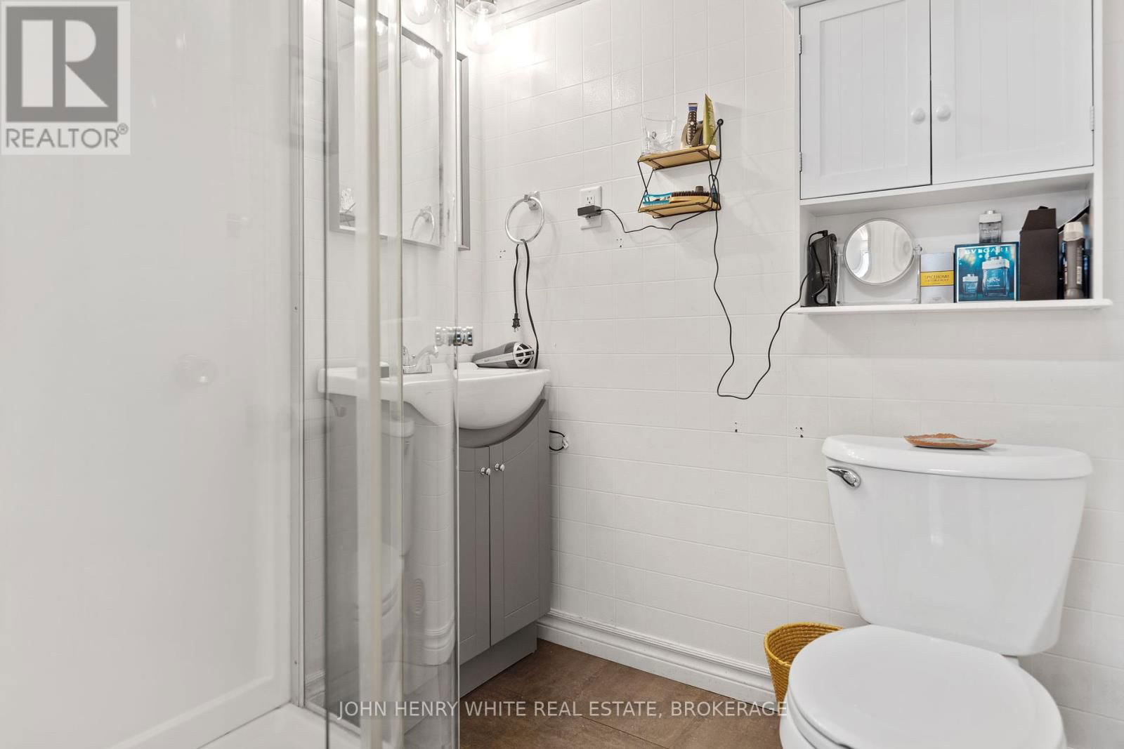 1182 QUEENSLAND PLACE Image 26