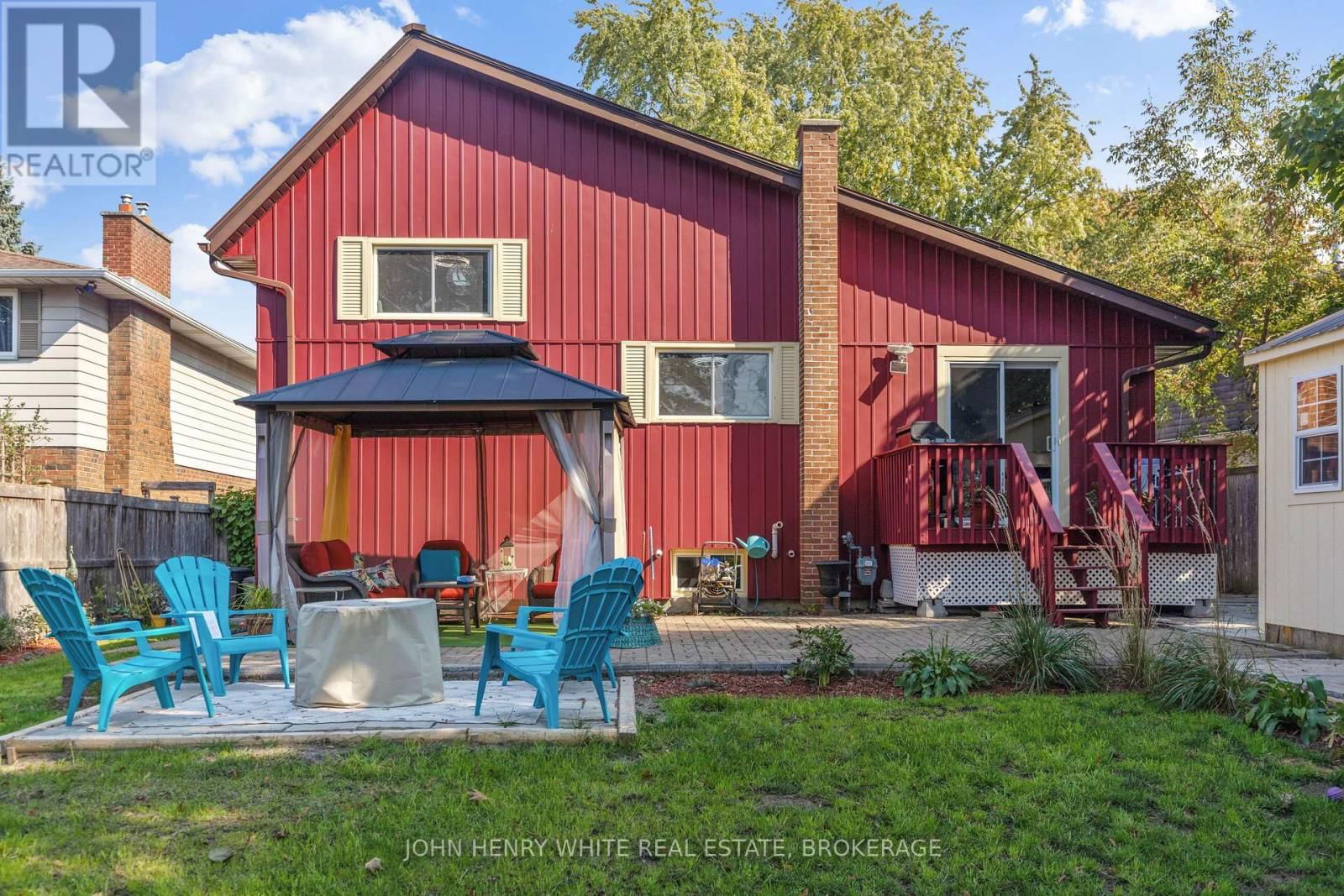 1182 QUEENSLAND PLACE Image 31