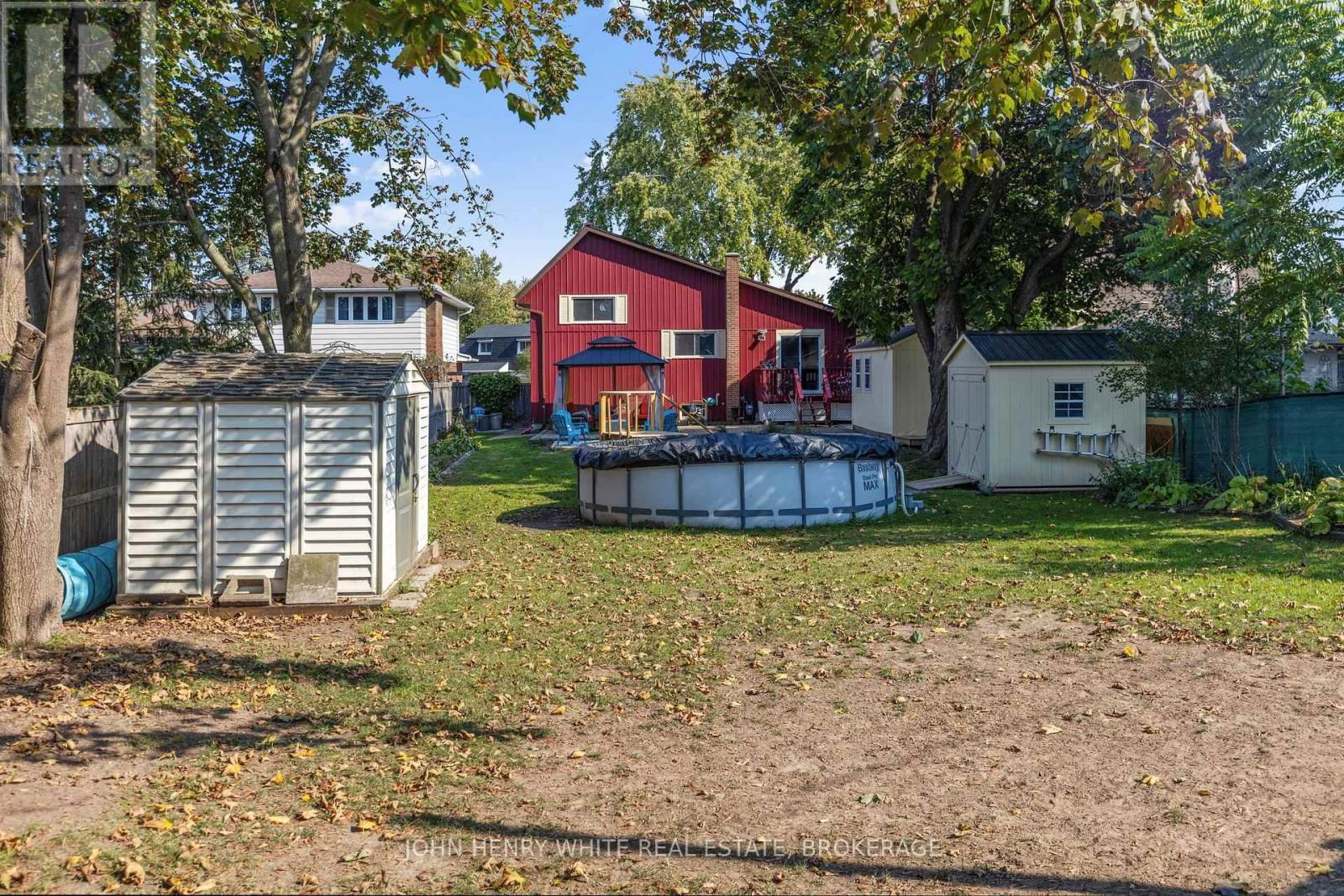 1182 QUEENSLAND PLACE Image 36