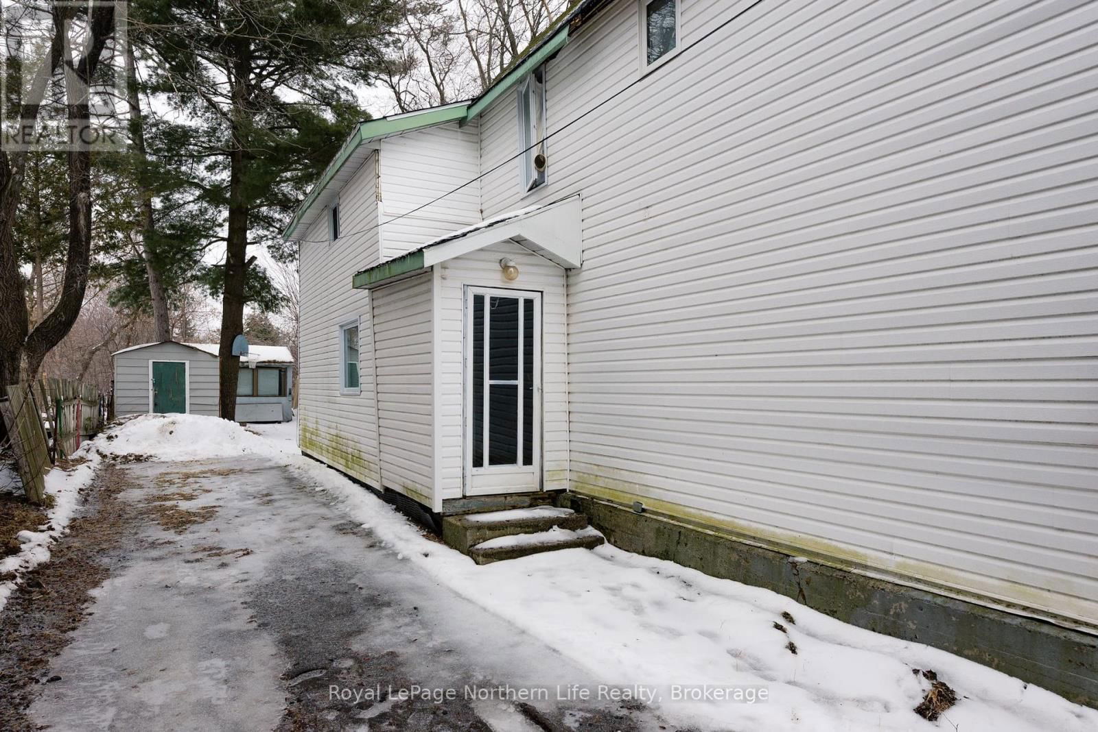 444 SECOND AVENUE EAST Image 3