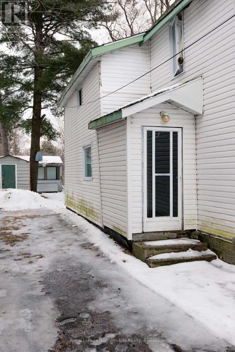 444 SECOND AVENUE EAST Image 4