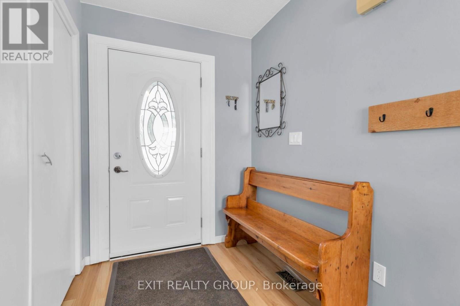 96 MAPLE DRIVE Image 2