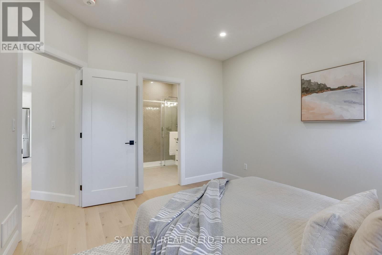 1 HADDON LANE Image 24