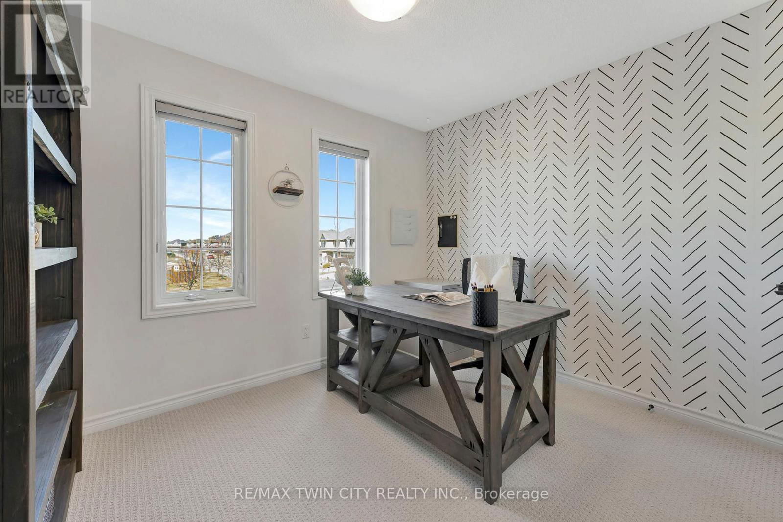 128 ROBERT SIMONE WAY Image 28