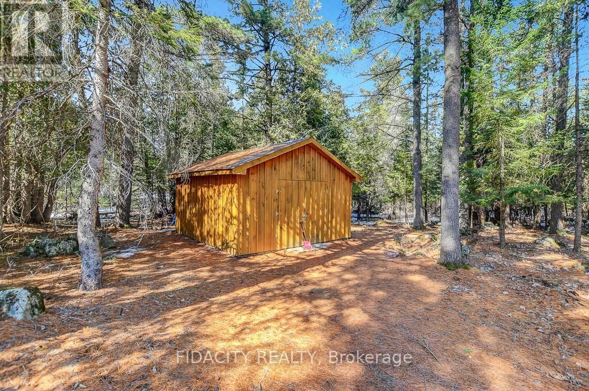 136 GREY STONE DRIVE Image 31
