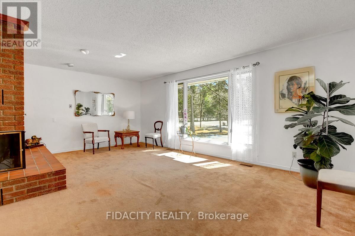 136 GREY STONE DRIVE Image 4
