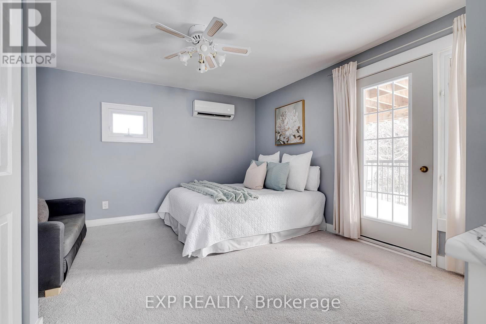 77 BORDEN AVENUE NORTH Image 22