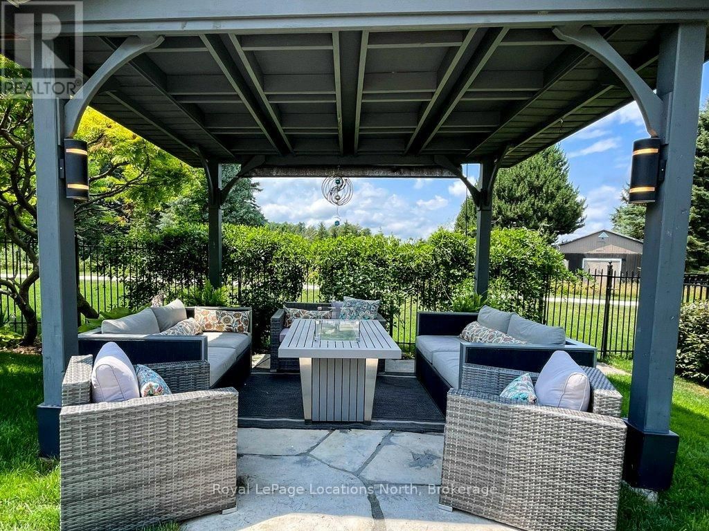 104 HOGGARD COURT Image 40