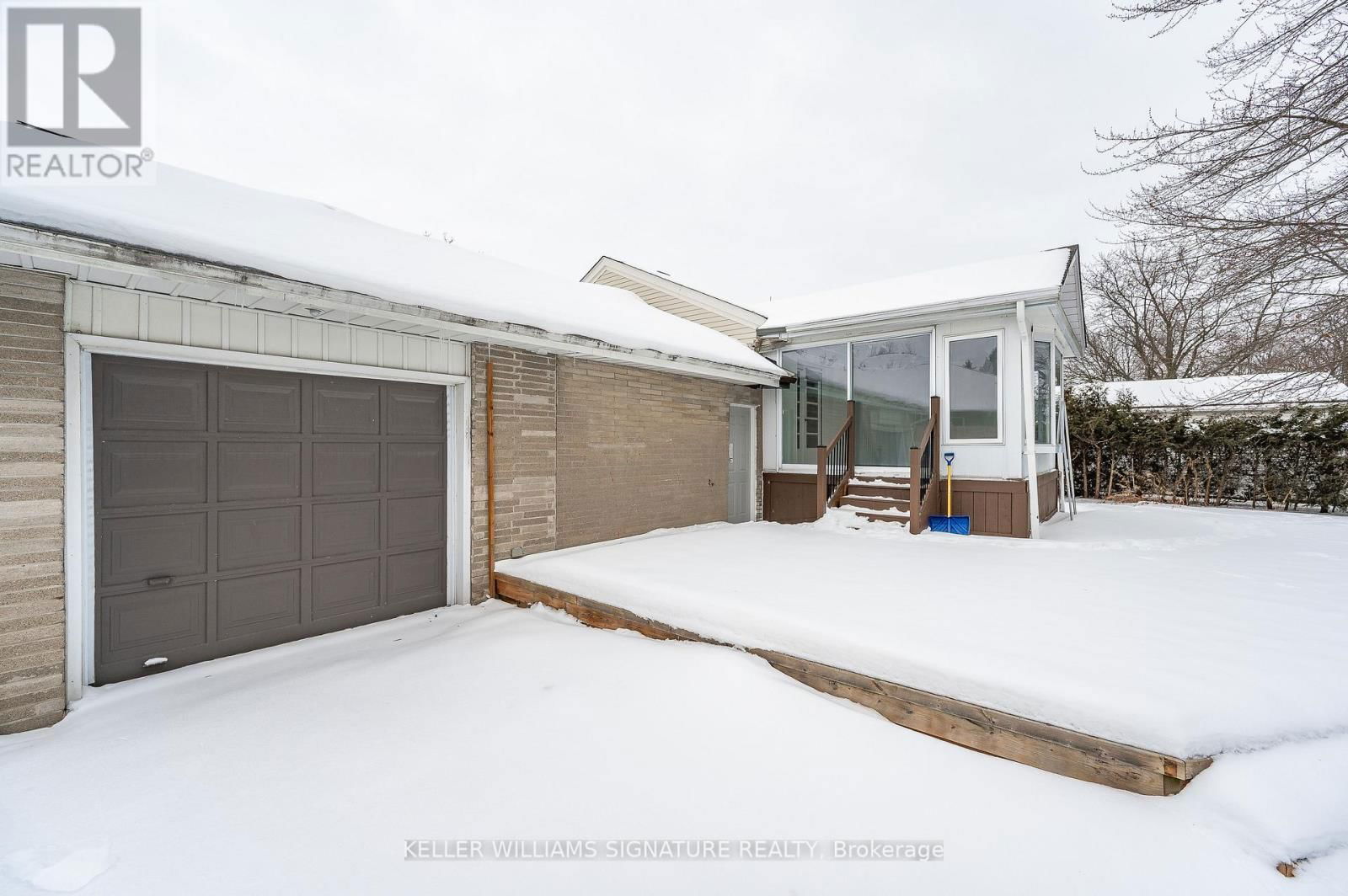 Upper - 18 RIDGEWOOD AVENUE Image 32