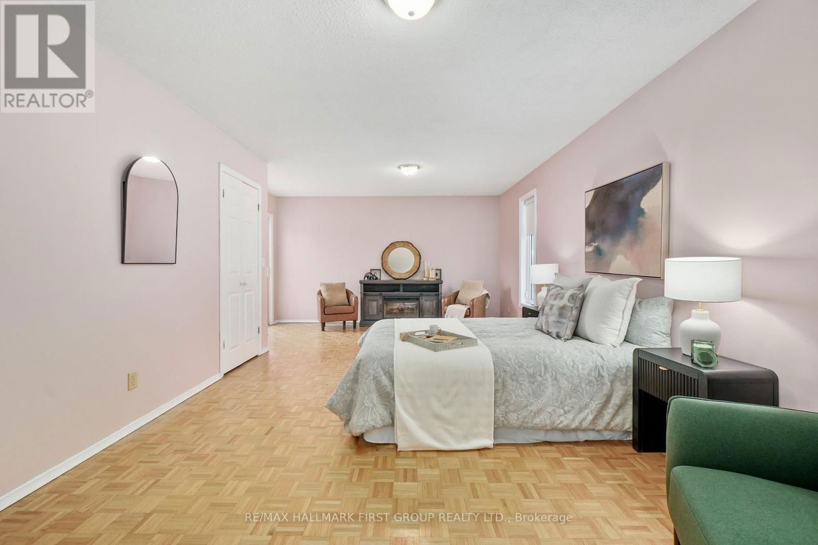 16 ANNE STREET Image 24