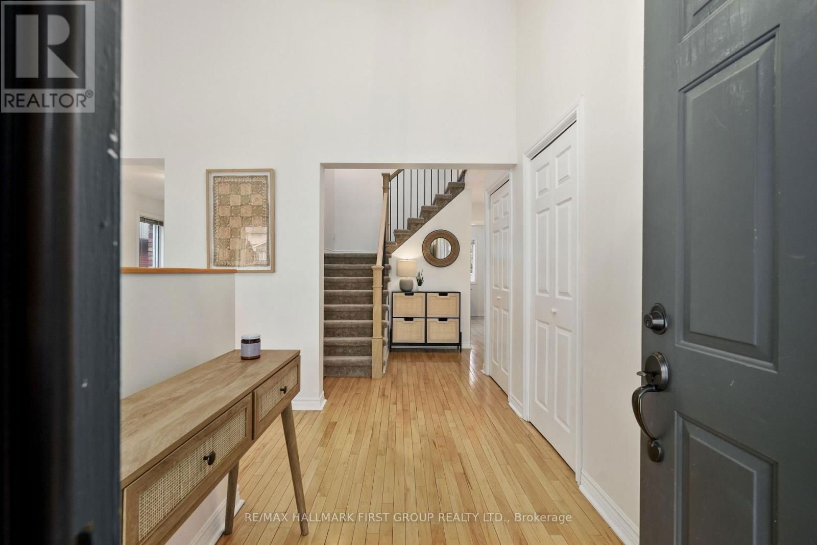 16 ANNE STREET Image 4