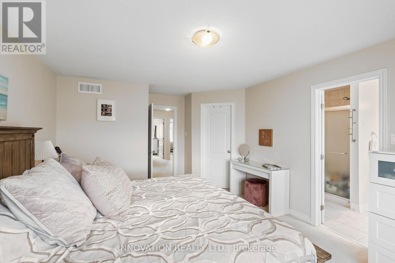 1559 CARRONBRIDGE CIRCLE Image 20
