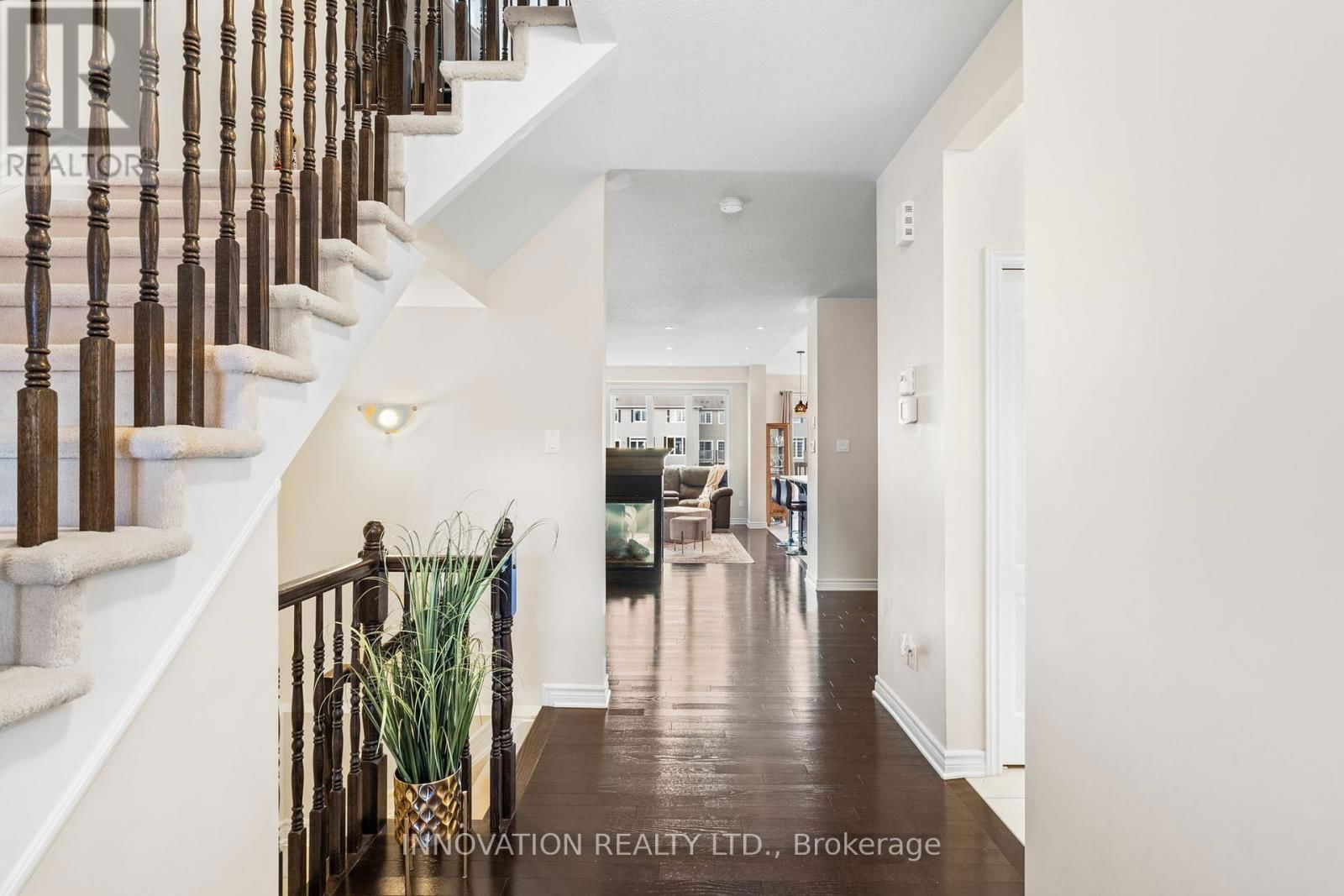1559 CARRONBRIDGE CIRCLE Image 5