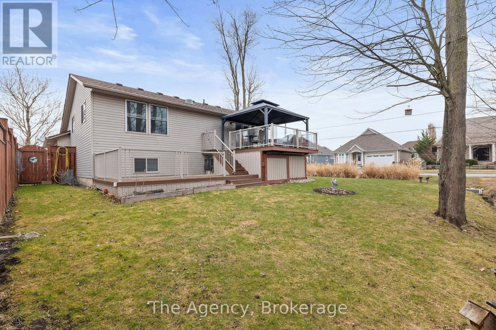 7 ROCHELLE CRESCENT Image 26