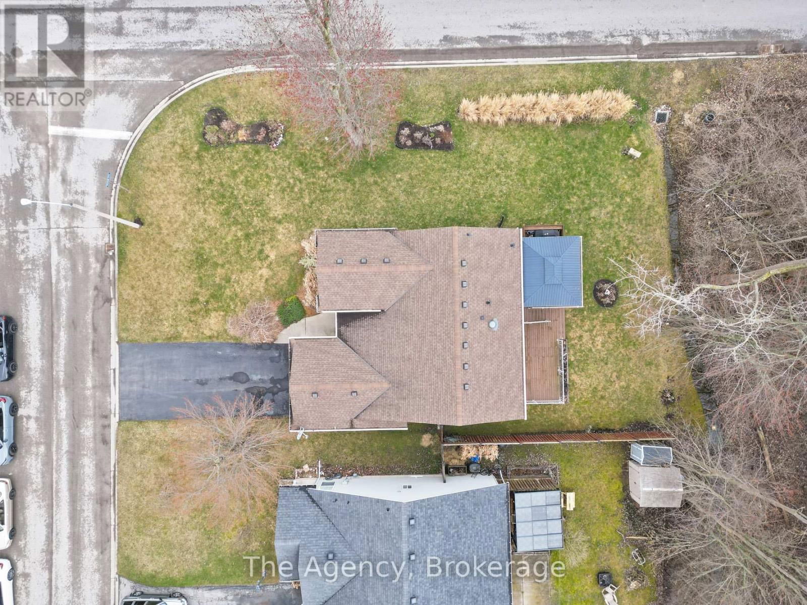 7 ROCHELLE CRESCENT Image 33
