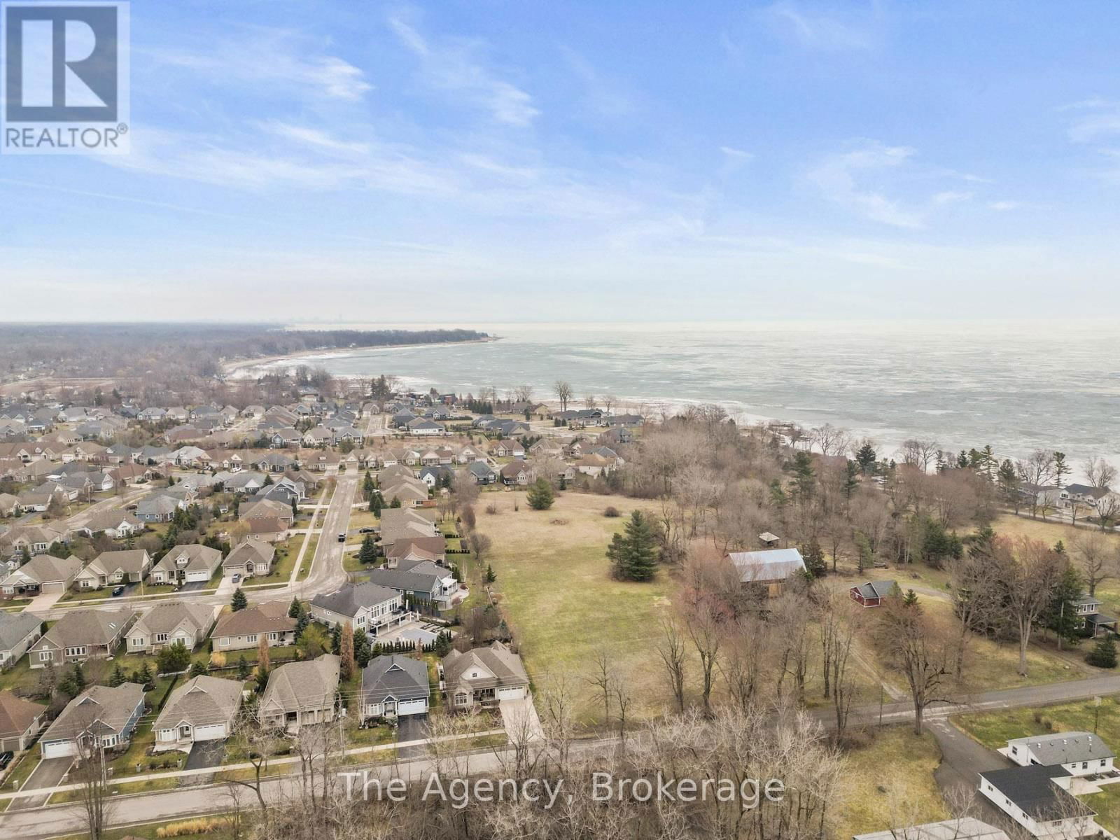 7 ROCHELLE CRESCENT Image 36