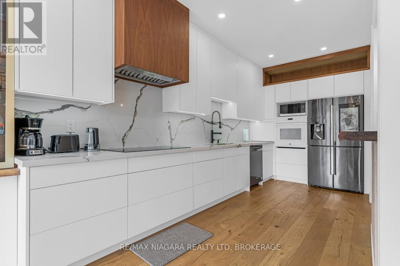 9 BRUTON STREET NORTH Image 10