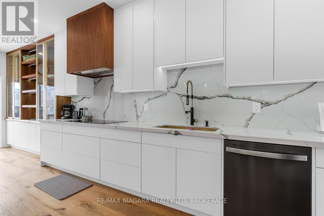 9 BRUTON STREET NORTH Image 12